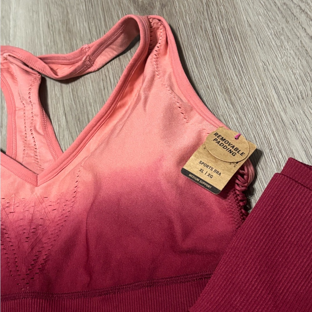 Pink and Red Ombre Sports Bra and Leggings Set - Picture 2 of 6